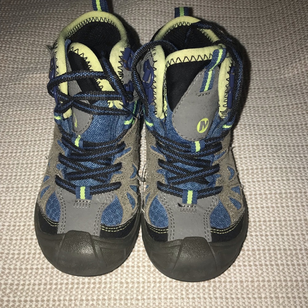 MERRELL boy boots